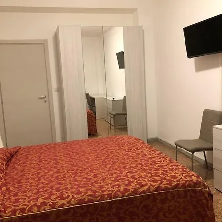 Leoncavallo House ميلان